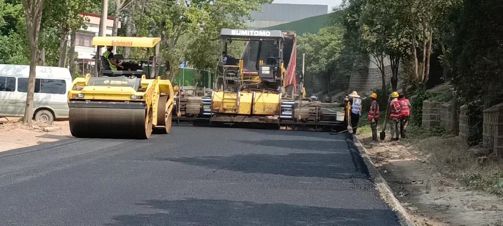 鄭州瀝青道路養(yǎng)護期一般需要多久？