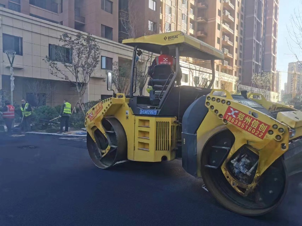 鄭州瀝青道路養(yǎng)護期一般需要多久？