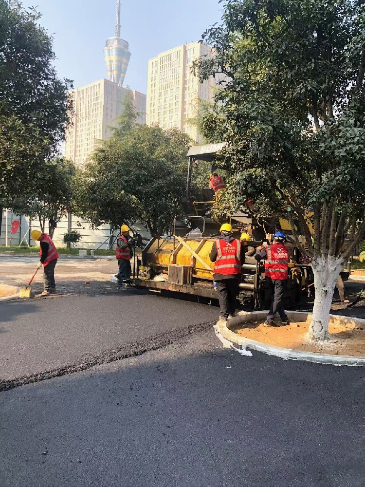 鄭州瀝青攪拌站品質基石，從選材開始